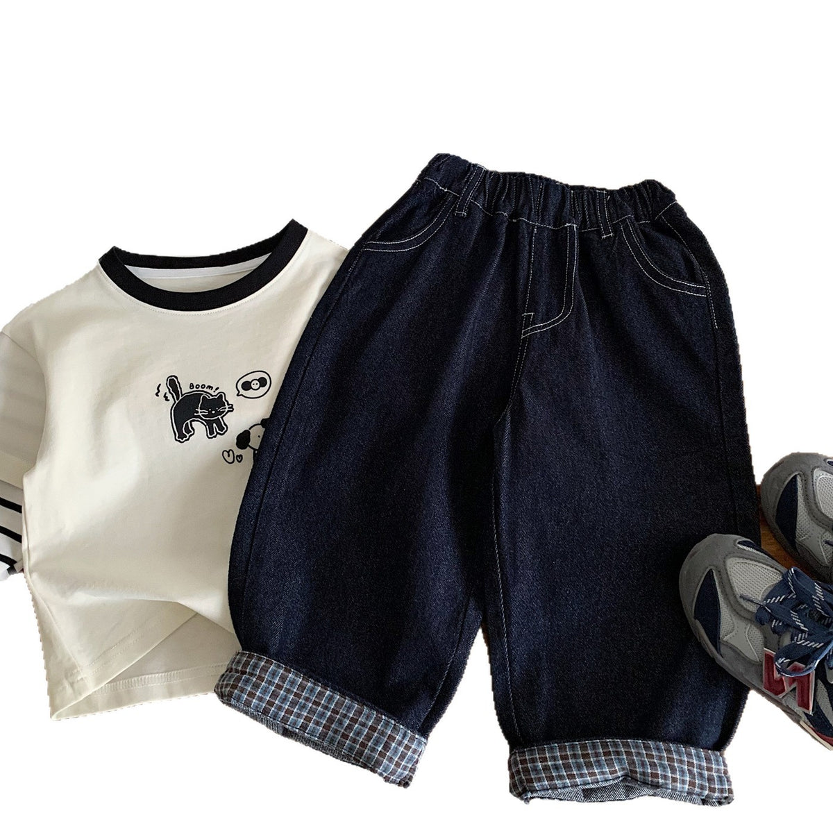 Vintage Loose-Fit Kids Denim Jeans with Plaid Turn-Up Cuffs