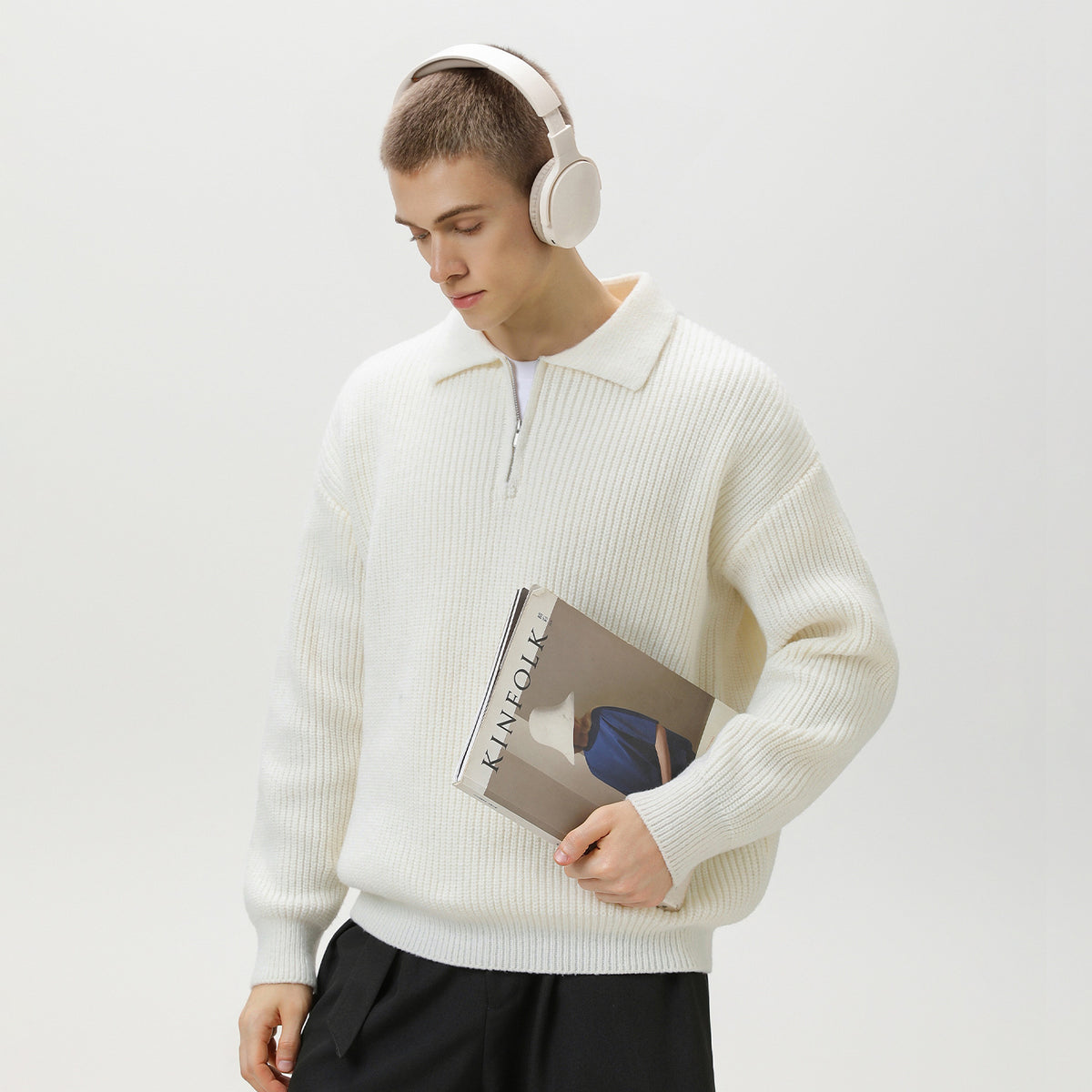 Minimalist Ribbed Lapel Quarter-Zip Sweater