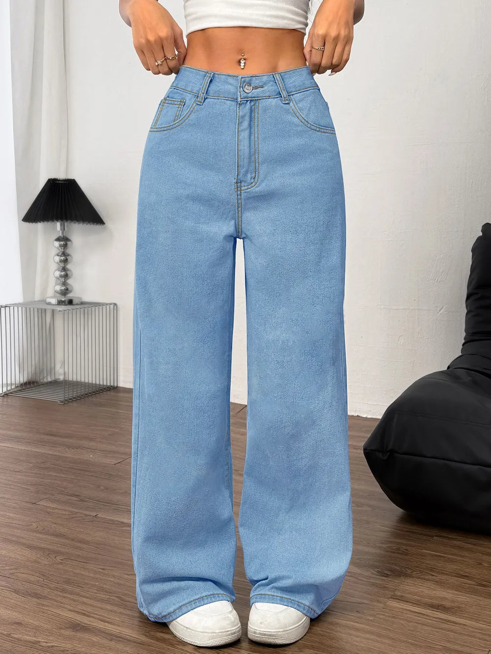 Coquette Embroidered Bow Wide-Leg Jeans